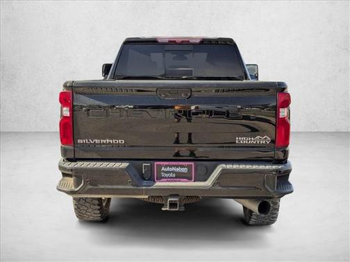 2022 Chevrolet Silverado 2500 High Country
