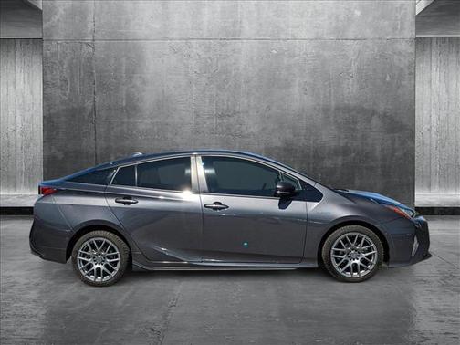 2018 Toyota Prius Three Touring