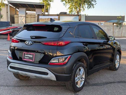 2022 Hyundai KONA SE