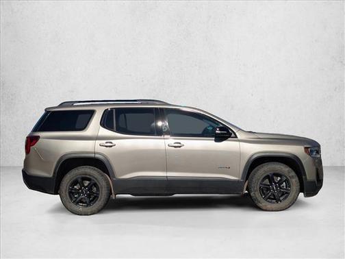 2023 GMC Acadia AWD AT4