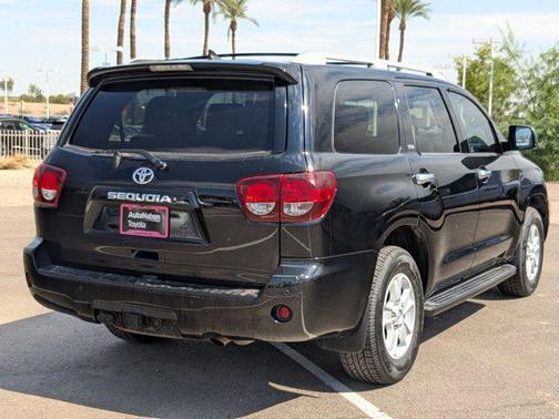2018 Toyota Sequoia SR5