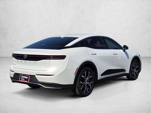2024 Toyota Crown XLE