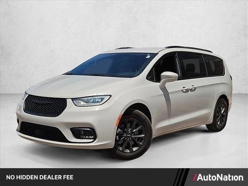 Luxury White Pearlcoat 2021 Chrysler Pacifica Touring