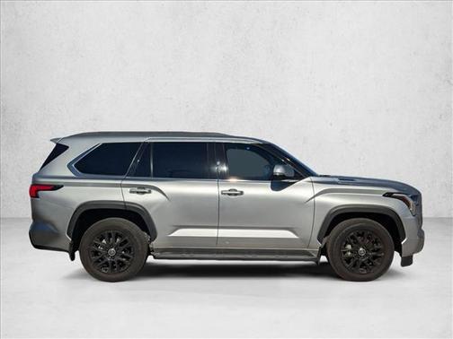 2023 Toyota Sequoia SR5