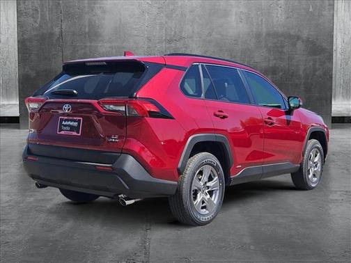 2025 Toyota RAV4 Hybrid LE