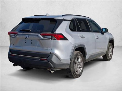 2022 Toyota RAV4 Hybrid LE