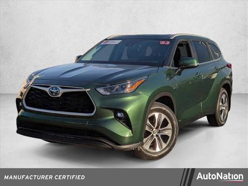 2023 Toyota Highlander Hybrid XLE