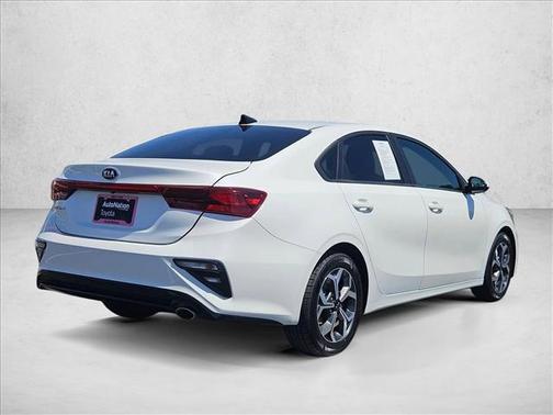 Snow White Pearl 2021 Kia Forte LXS