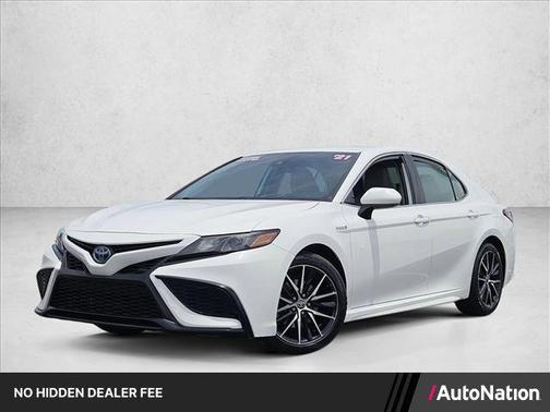 Super White 2021 Toyota Camry SE