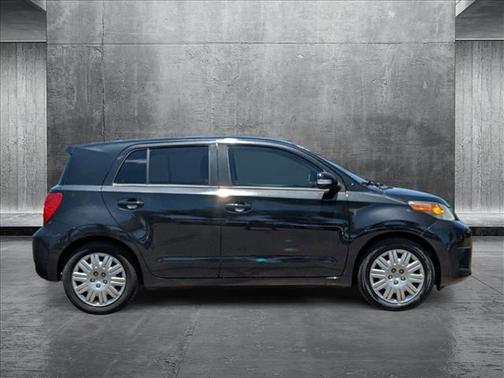 2014 Scion xD 5dr HB Man