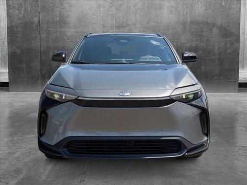 2025 Toyota bZ4X XLE