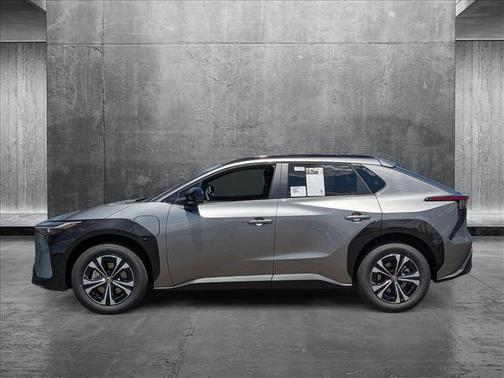 2025 Toyota bZ4X XLE