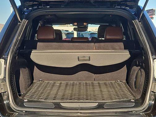 Diamond Black Crystal Pearlcoat 2020 Jeep Grand Cherokee Overland