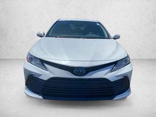 Wind Chill Pearl 2021 Toyota Camry Hybrid XLE