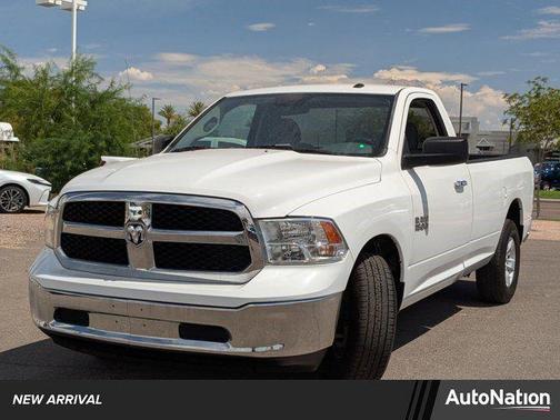2017 RAM 1500 SLT