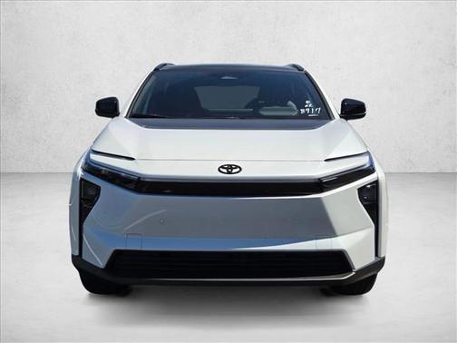 Wind Chill Pearl 2026 Toyota bZ XLE