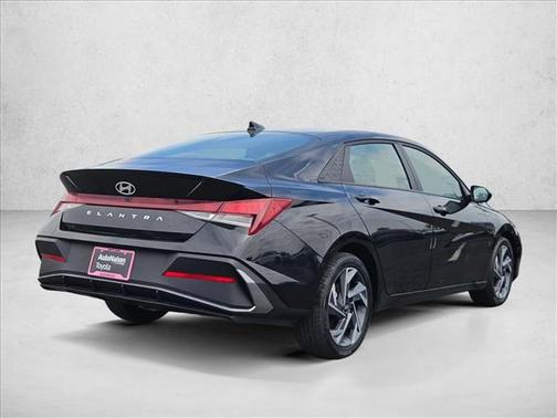 Abyss Black 2025 Hyundai ELANTRA Sport