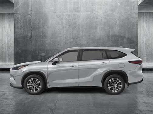 2025 Toyota Highlander XLE