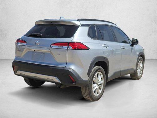 Sonic Silver [Silv 2023 Toyota Corolla Cross LE