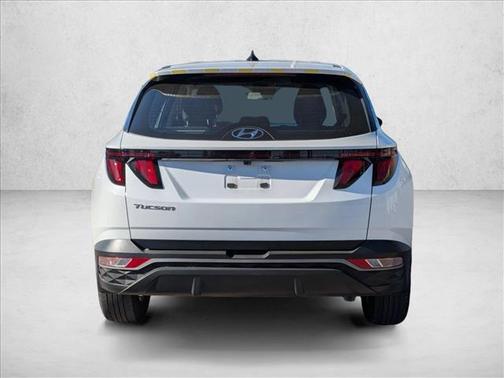 2023 Hyundai TUCSON SE