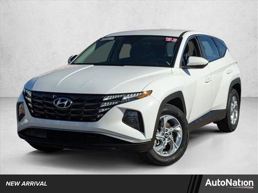 2023 Hyundai TUCSON SE