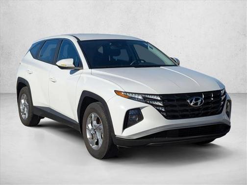 2023 Hyundai TUCSON SE