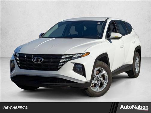 2023 Hyundai TUCSON SE