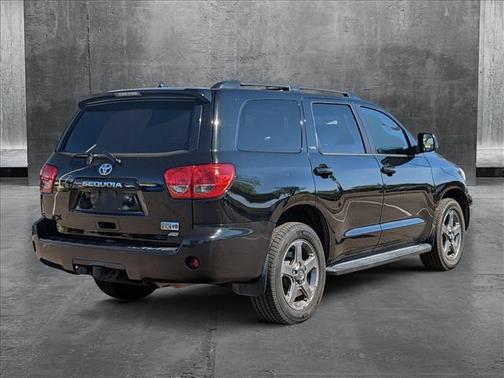 2013 Toyota Sequoia SR5