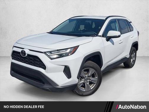 Ice Cap 2024 Toyota RAV4 XLE