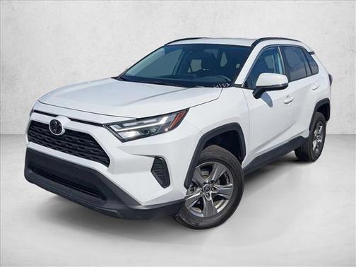 Ice Cap 2024 Toyota RAV4 XLE