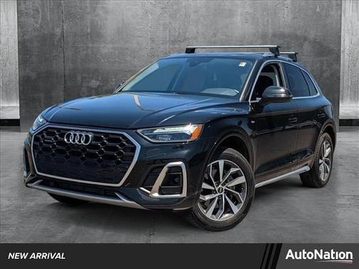 2022 Audi Q5 45 S line Premium Plus