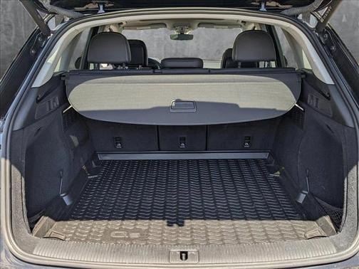 2022 Audi Q5 45 S line Premium Plus