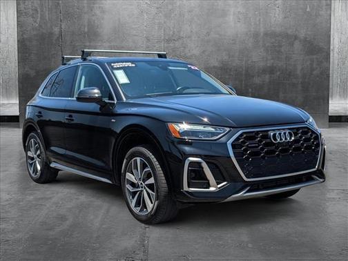 2022 Audi Q5 45 S line Premium Plus