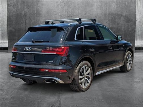 2022 Audi Q5 45 S line Premium Plus