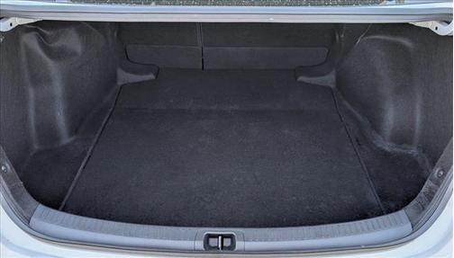 Ice Cap 2024 Toyota Corolla Hybrid LE