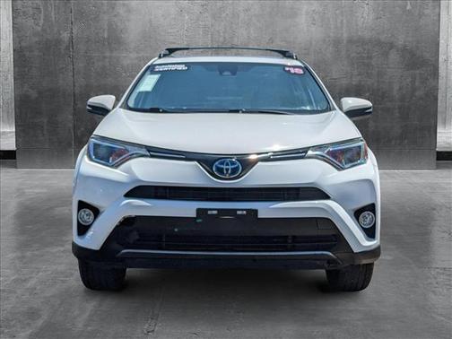 2018 Toyota RAV4 Hybrid XLE
