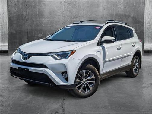 2018 Toyota RAV4 Hybrid XLE