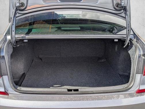 2018 Volkswagen Passat 2.0T R-Line
