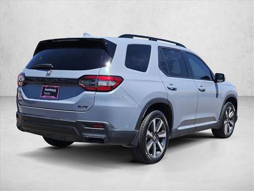 Obsidian Blue Pearl 2024 Honda Pilot Elite