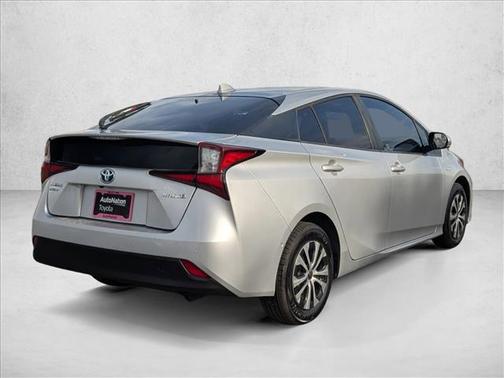2020 Toyota Prius LE
