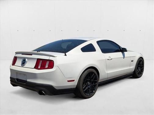 2011 Ford Mustang GT Premium