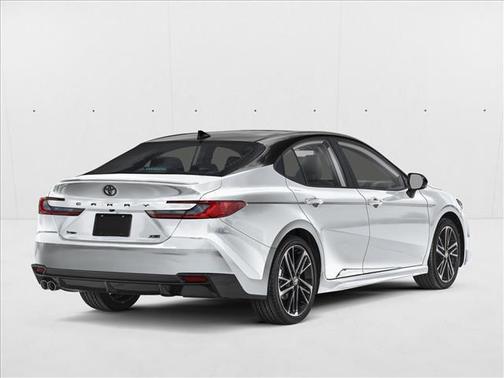 Wind Chill Pearl w/Midnight Black Metallic Roof 2026 Toyota Camry XSE