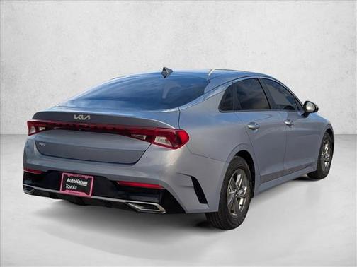 2022 Kia K5 LXS