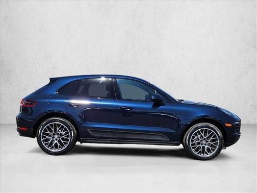 Night Blue Metallic 2018 Porsche Macan Macan
