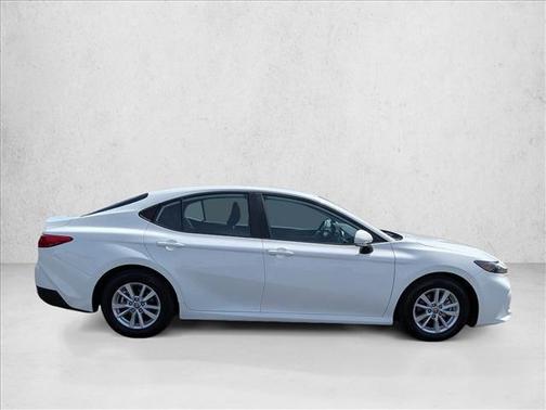 Ice Cap 2025 Toyota Camry LE