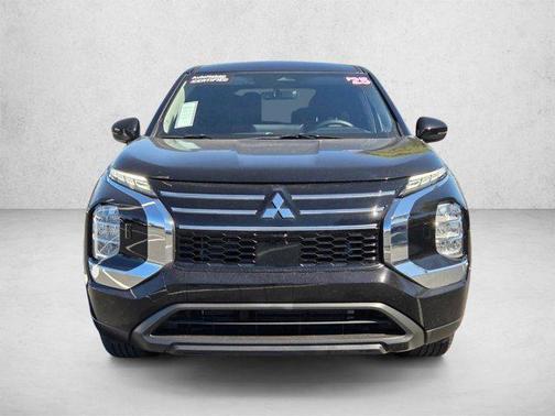 Black 2025 Mitsubishi Outlander ES 2.5 S-AWC