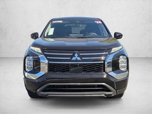 Black 2025 Mitsubishi Outlander ES 2.5 S-AWC