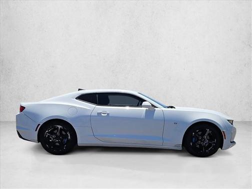 Summit White 2019 Chevrolet Camaro 1LT