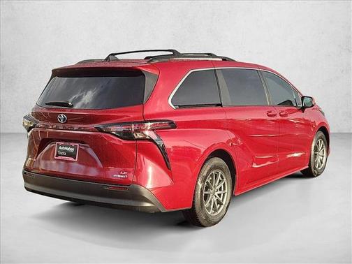 Ruby Flare Pearl 2023 Toyota Sienna LE
