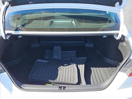 Ice Cap 2026 Toyota Camry LE